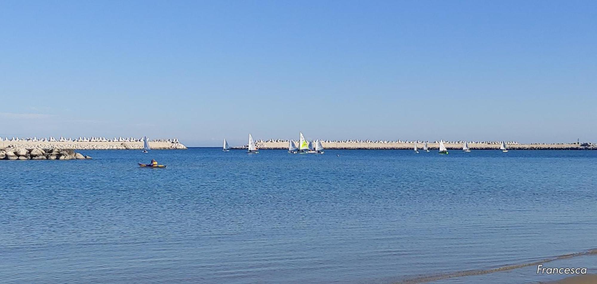 Casa Di Pipo - Appartamento Davanti Al Mare Pescara Kültér fotó